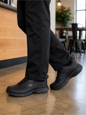 Skechers Work Slip Resistant Women 9.5W Black Memory Foam Wide Fit Shoes